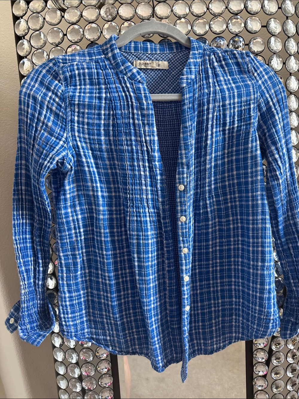 Old Navy Blue and White Plaid Button-Front Shirt